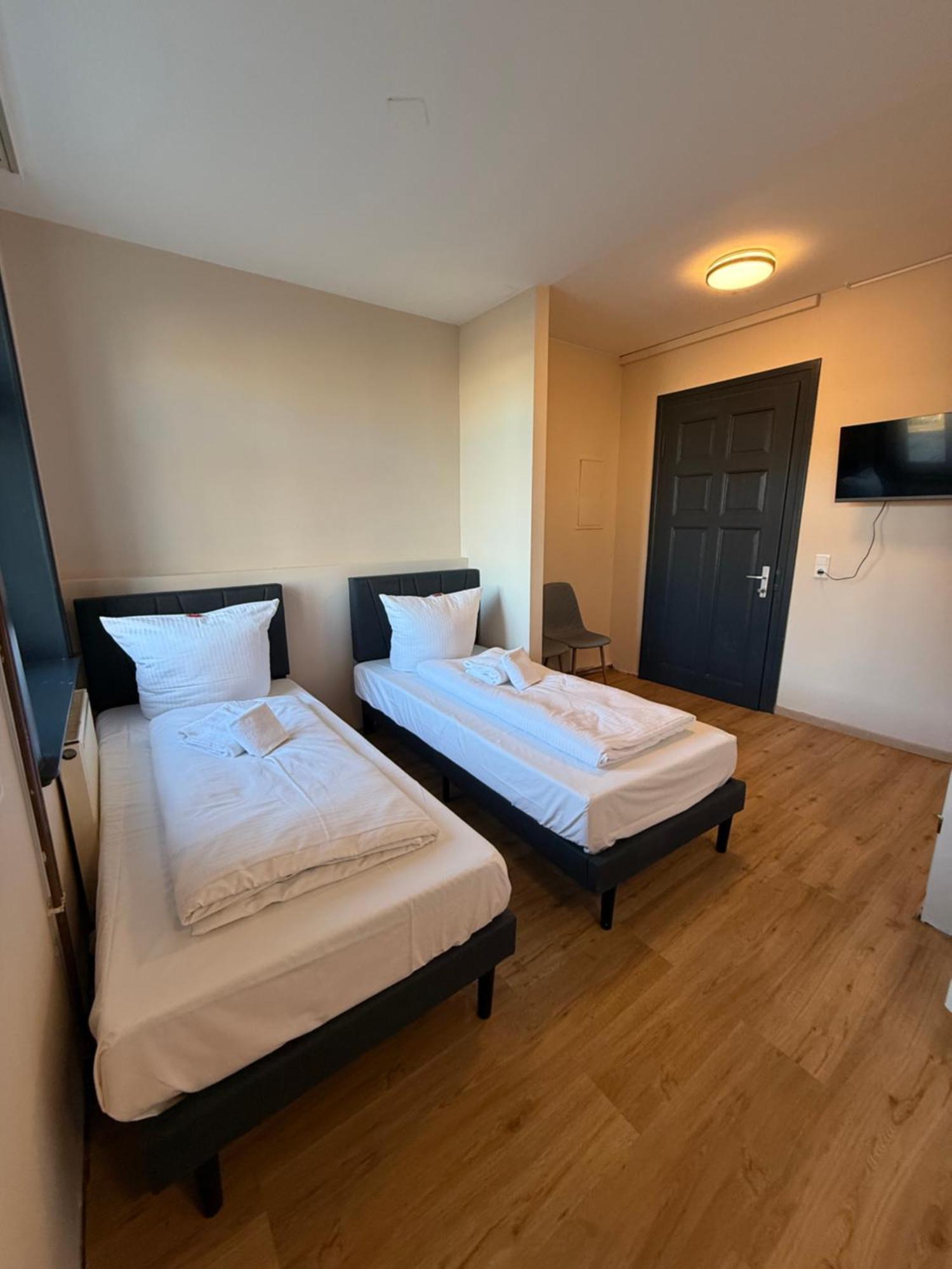 Crown Living Villa Blumenau Studios, Smarttv, Parkplatz Lustenau Exterior photo