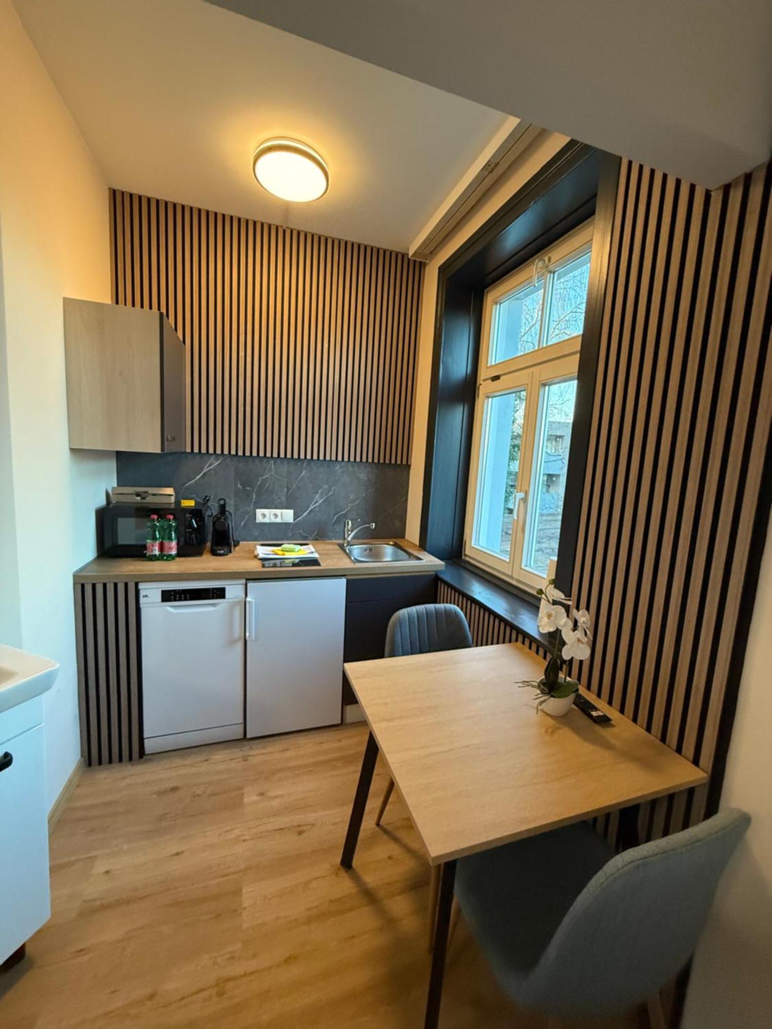 Crown Living Villa Blumenau Studios, Smarttv, Parkplatz Lustenau Exterior photo